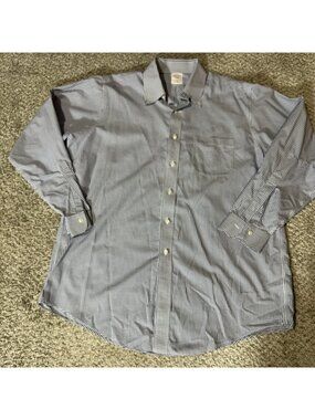 Brooks Brothers Shirt Men's 16 1/2-35 Traditional Fit Non-Iron Gingham